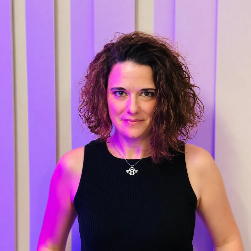 Portrait de Julie Bouhan, assistante de direction et administrative chez DraftC