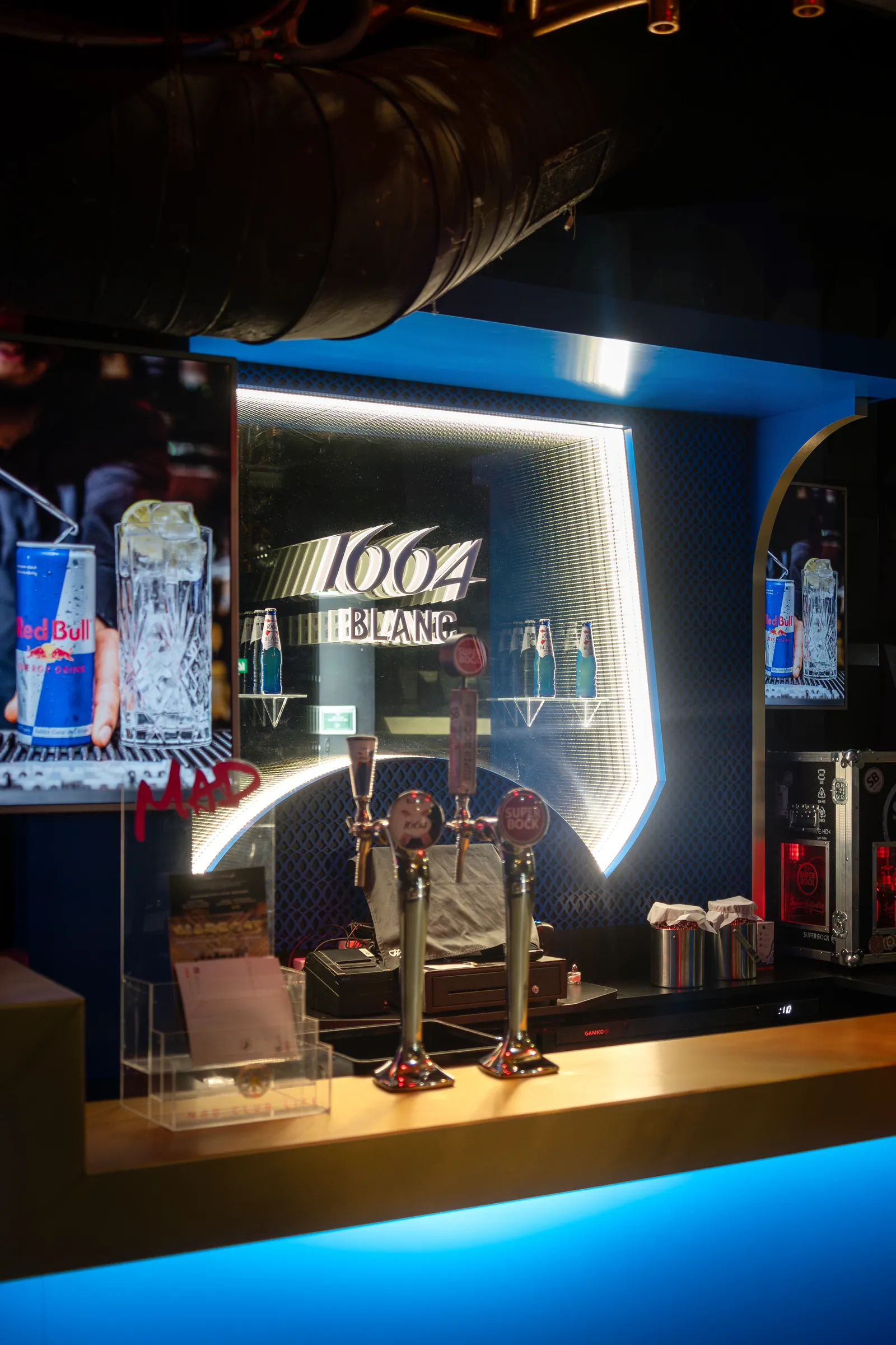 MAD Lausanne, Bar 1664 par DraftC, vue 9