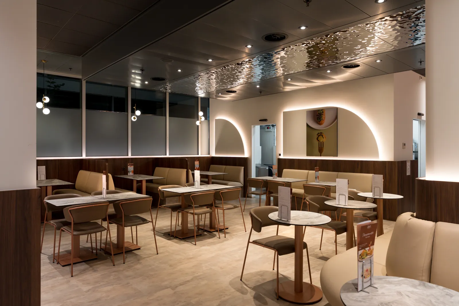 Martel, restaurant à l'Aéroport de Genève par DraftC, vue 8
